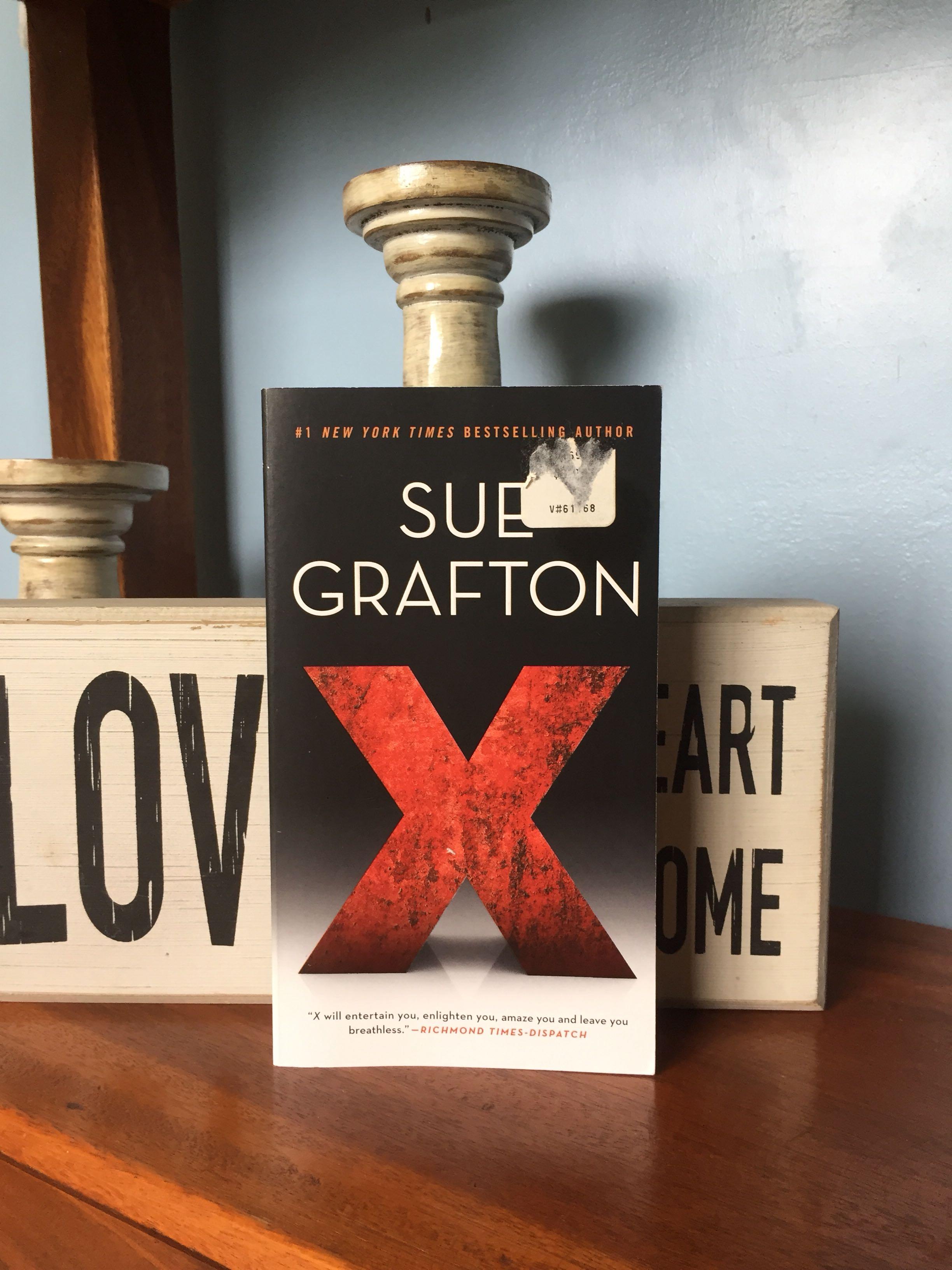 Kinsey Millhone Alphabet Series X By Sue Grafton Fefefef Books Books On Carousell This book goes through each letter of the alphabet with a word for each letter and each page is illustrated.