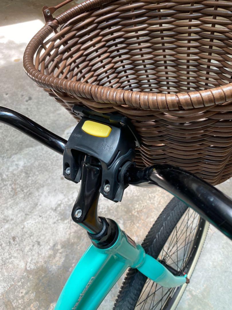 Lotus handlebar basket w Quick release Sports Equipment Bicycles