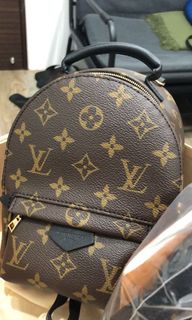 (Category: ) located in . Submitted by shophappiest (Listing ID 1026742080, Image 1). Description: .