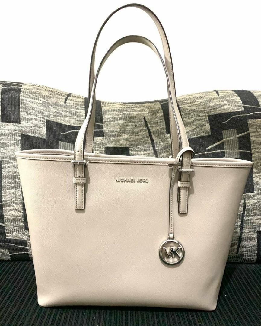 michael kors free bag