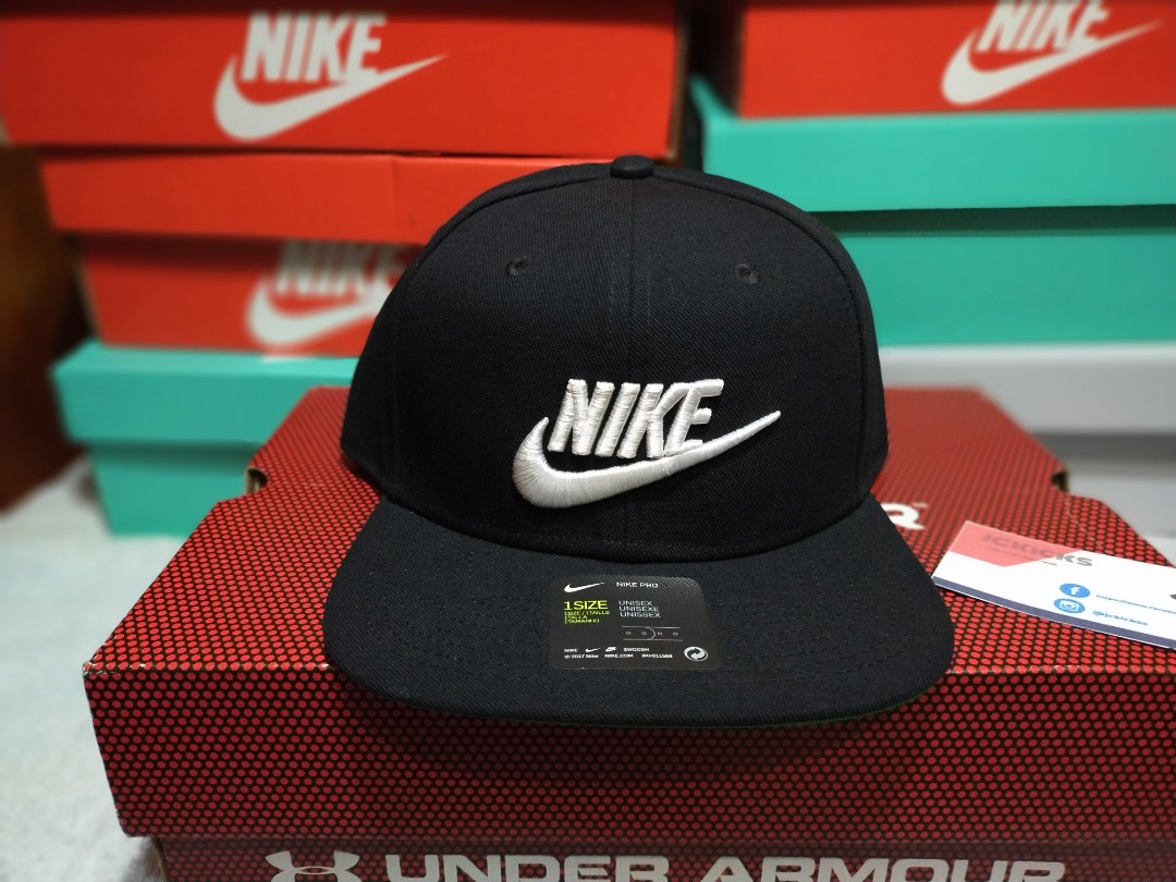 nike pro cap