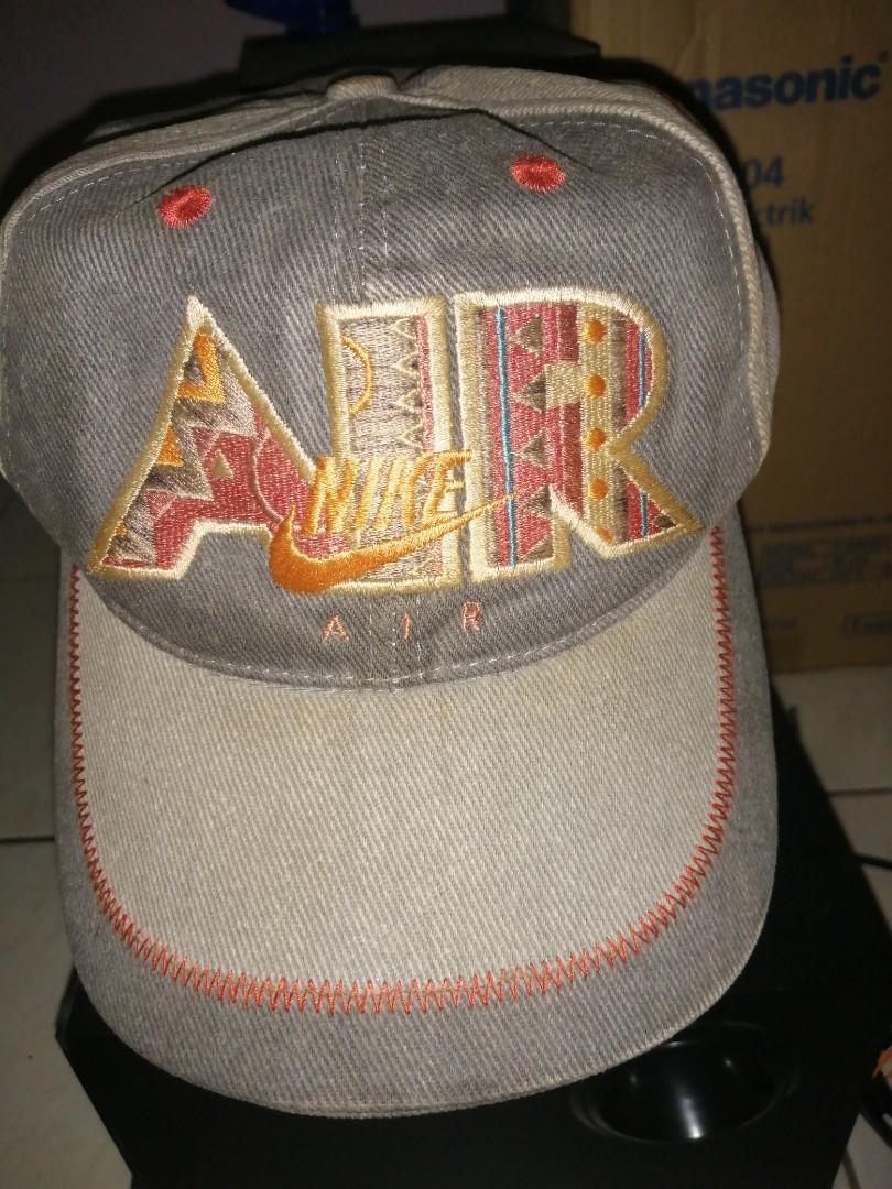 Air deals raid 180