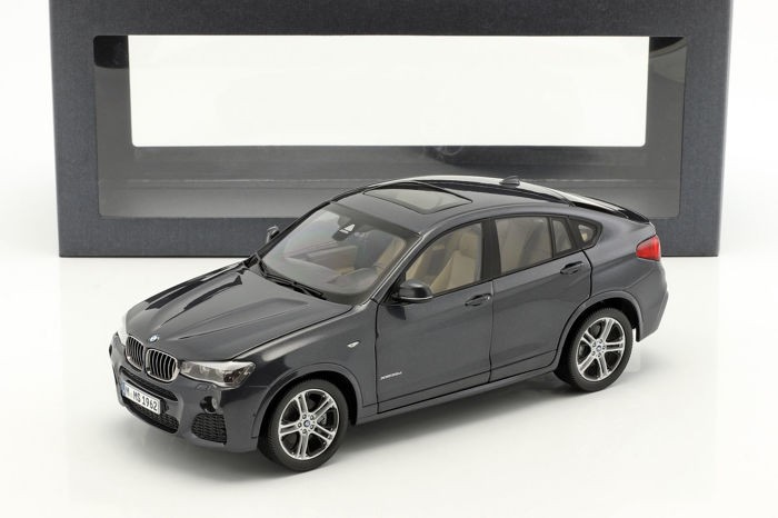 Paragon Models 1/18 BMW X4 Sophisto Gray, 興趣及遊戲, 收藏品及