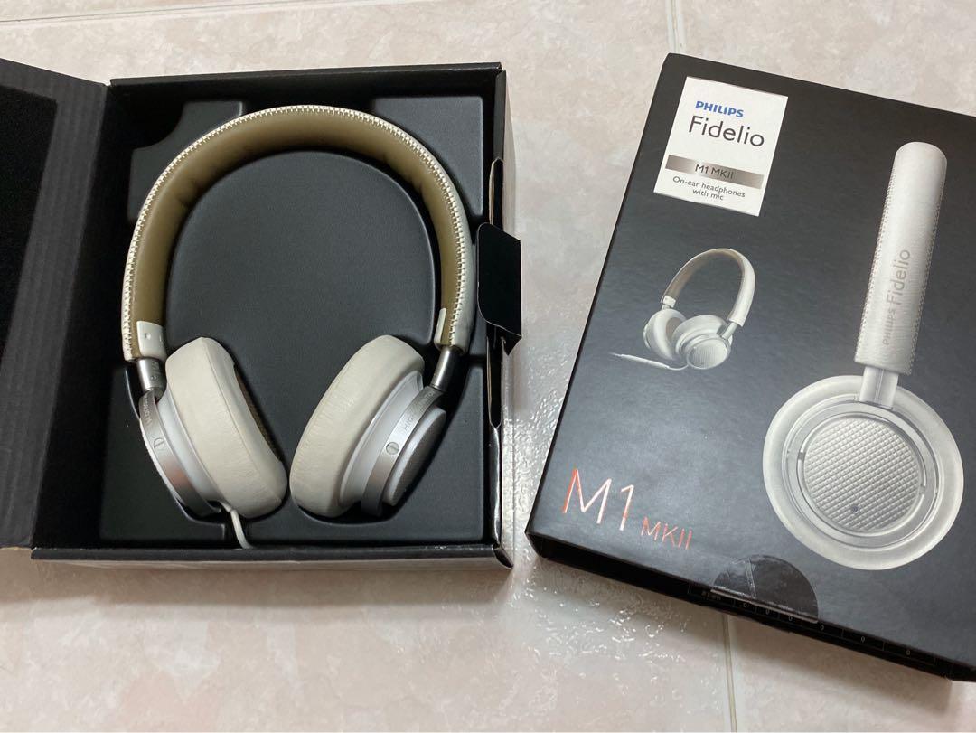 Philips fidelio m1 mkii on ear headphones with mic 99 New