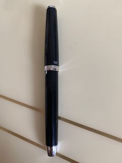 （分類：）位於 。 由 cluttering.minimalism 提交（商品編號 1026748833，圖片 1）。簡介： 。