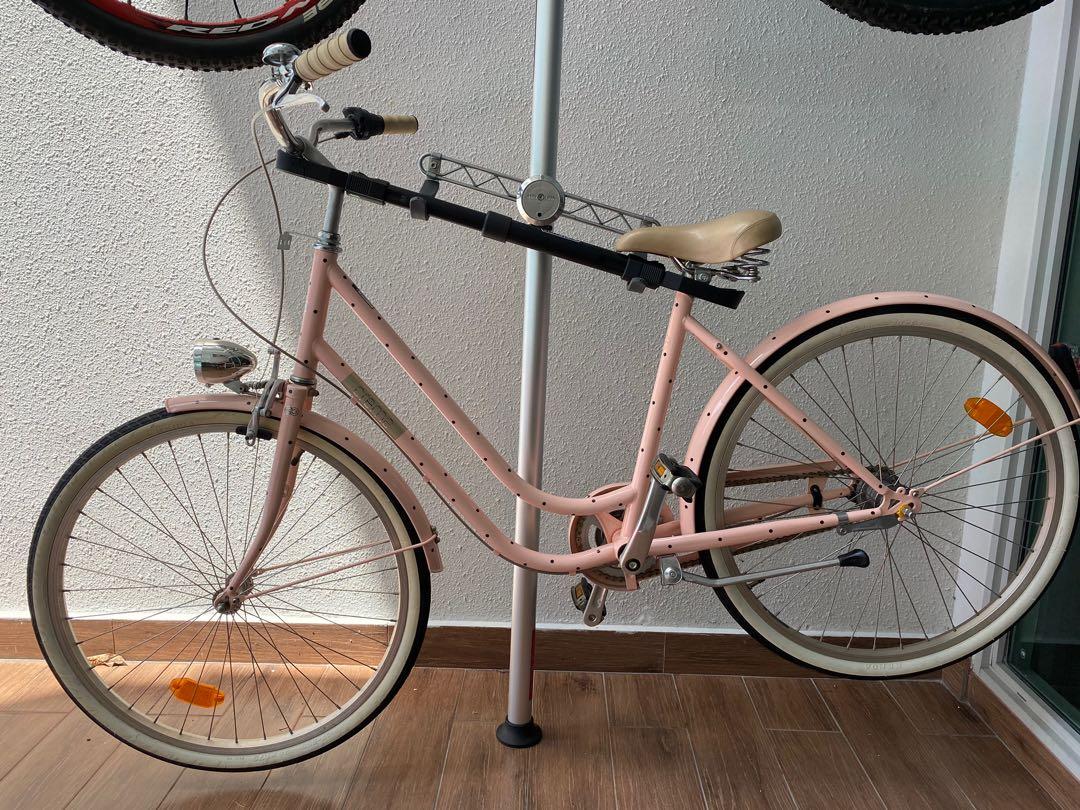 Creme top molly bike