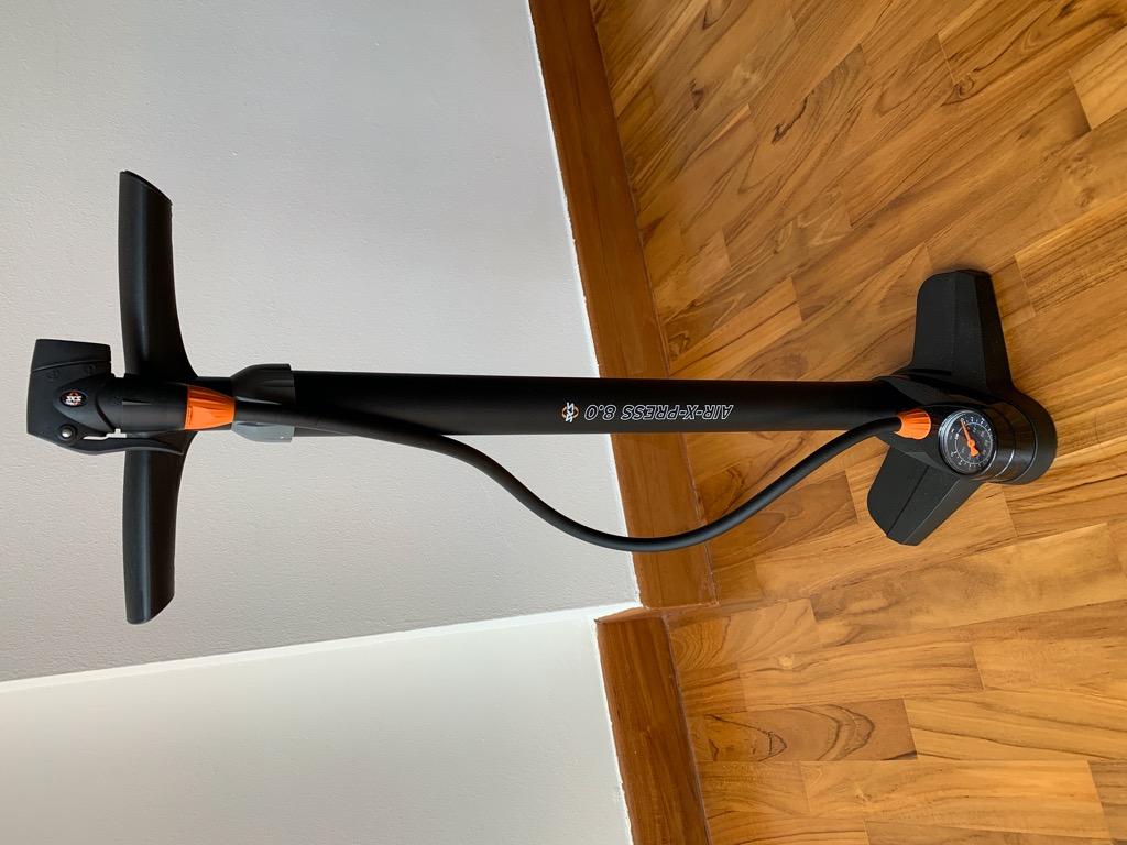 SKS 8.0 Floor Pump (Bicycle or Bike), Sports Equipment, & Parts, Parts & Accessories on Carousell