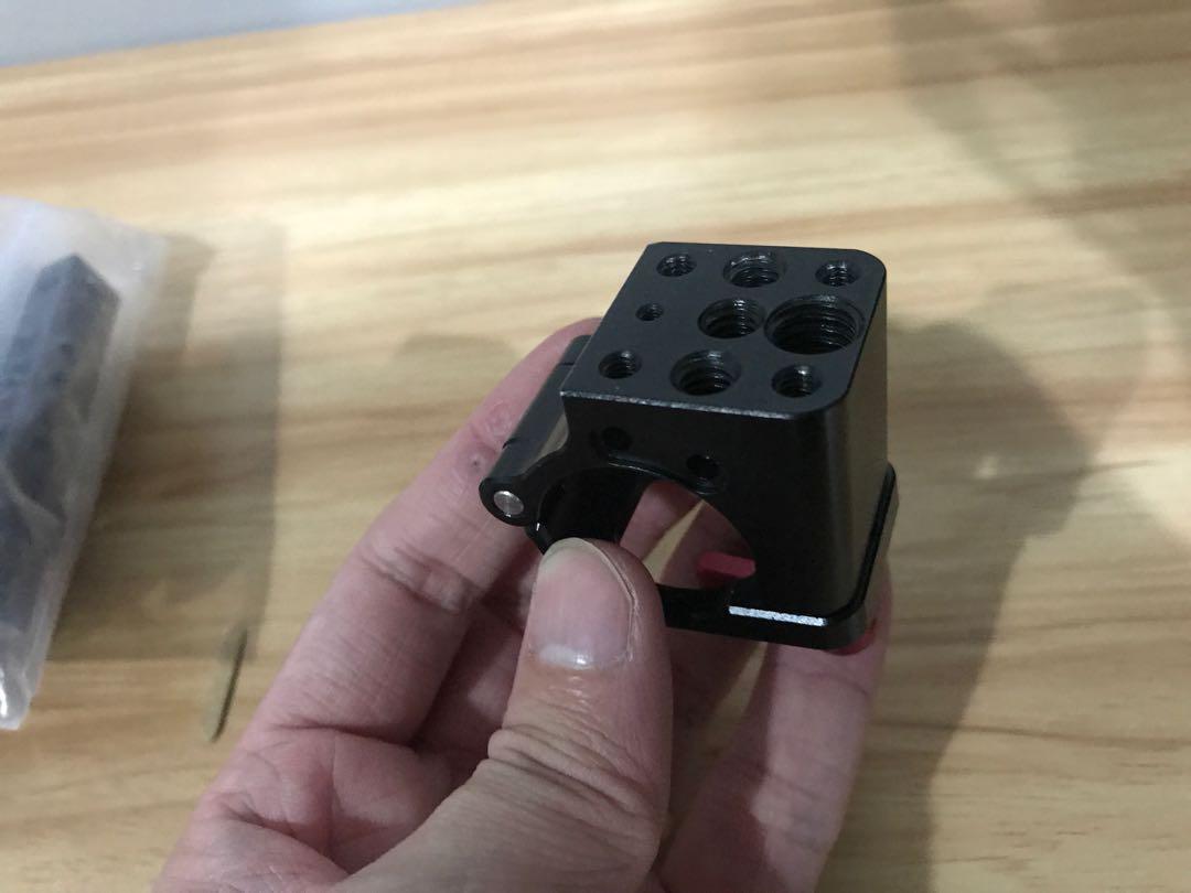 Smallrig 25mm Rod Clamp (Category: Mounts & Holders) located in Manila. Submitted by aji.aji (Listing ID 1026859762, Image 1). Description: SmallRig 25mm Rod Clamp for DJI Ronin M/Ronin MX/Freefly MOVI 2 brand new - Php 1,200 each 1 slightly used - Php 1,000 Grab Express shipping or pick up in Tomas Morato .