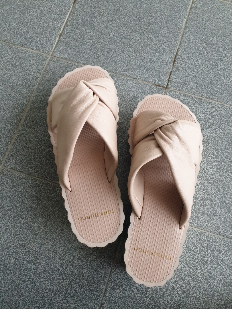 Tory Burch Knotted Scallop Wedge Slide
