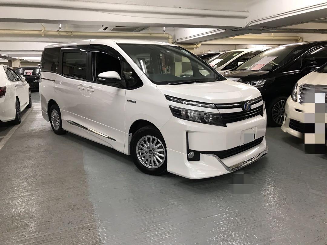 Toyota voxy modellista