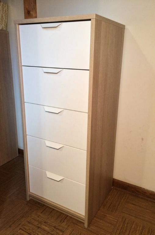 Askvoll 5 drawer sale
