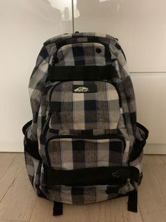 （分類：）位於 。 由 byemystuffnow 提交（商品編號 1026931217，圖片 1）。簡介： 。