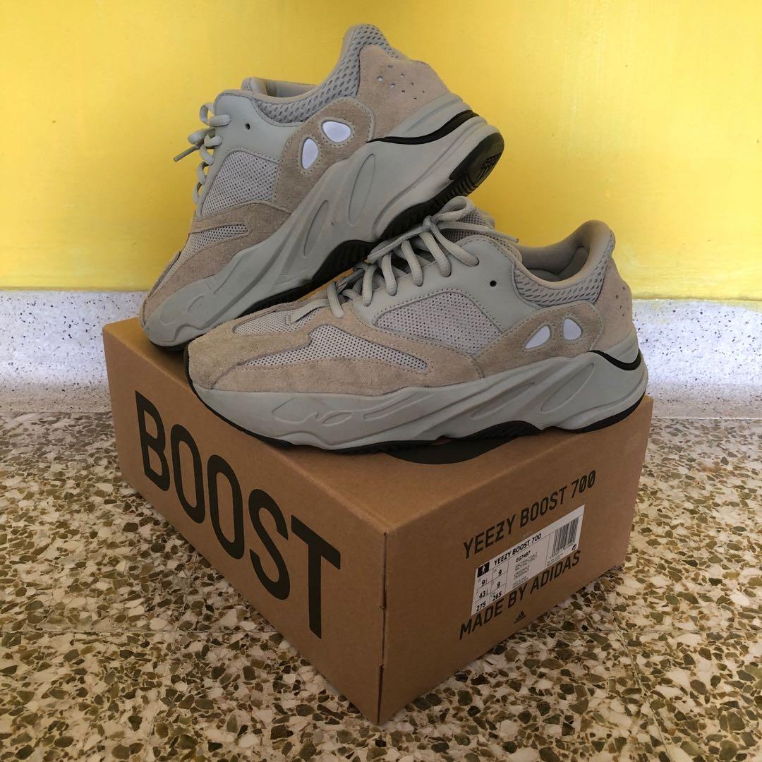 Discrepancy Write a report Abandonment Yeezy Boost 700 Salt, Men's Fashion, Footwear, Sneakers on Carousell