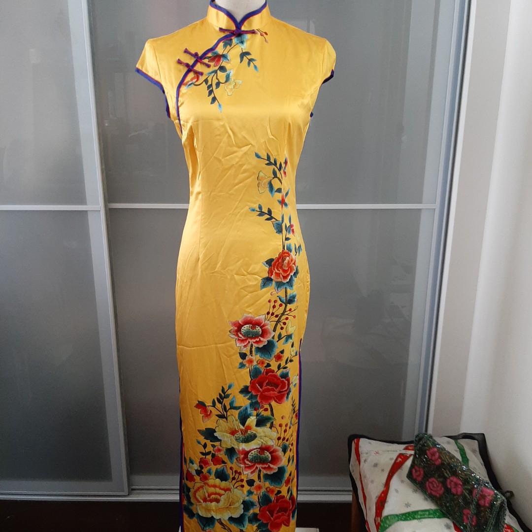yellow cheongsam