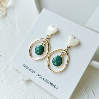 (Category: ) located in . Submitted by smallshopforyou (Listing ID 1027008586, Image 1). Description: .