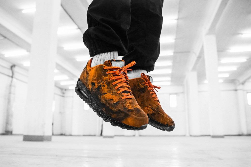 Air max 95 mars landing sales