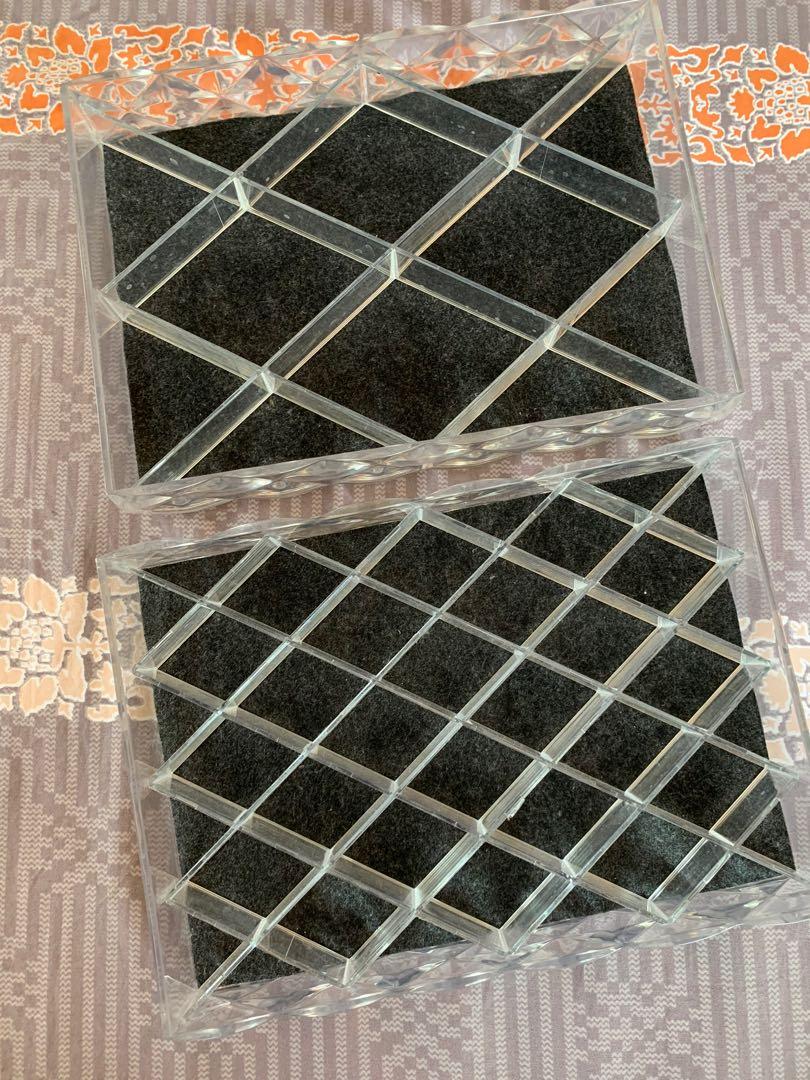 Accessory Organizer (Category: Storage Boxes & Baskets) located in Tarlac. Submitted by emoy3 (Listing ID 1026992590, Image 1). Description: 600 for both.