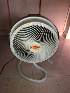 (Category: ) located in . Submitted by lakshman.boby (Listing ID 1027099800, Image 1). Description: .