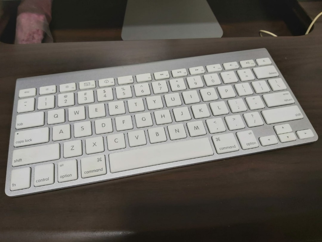 Apple bluetooth keyboard