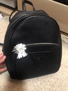 (Category: ) located in . Submitted by flowerthingsz (Listing ID 1027034601, Image 1). Description: .