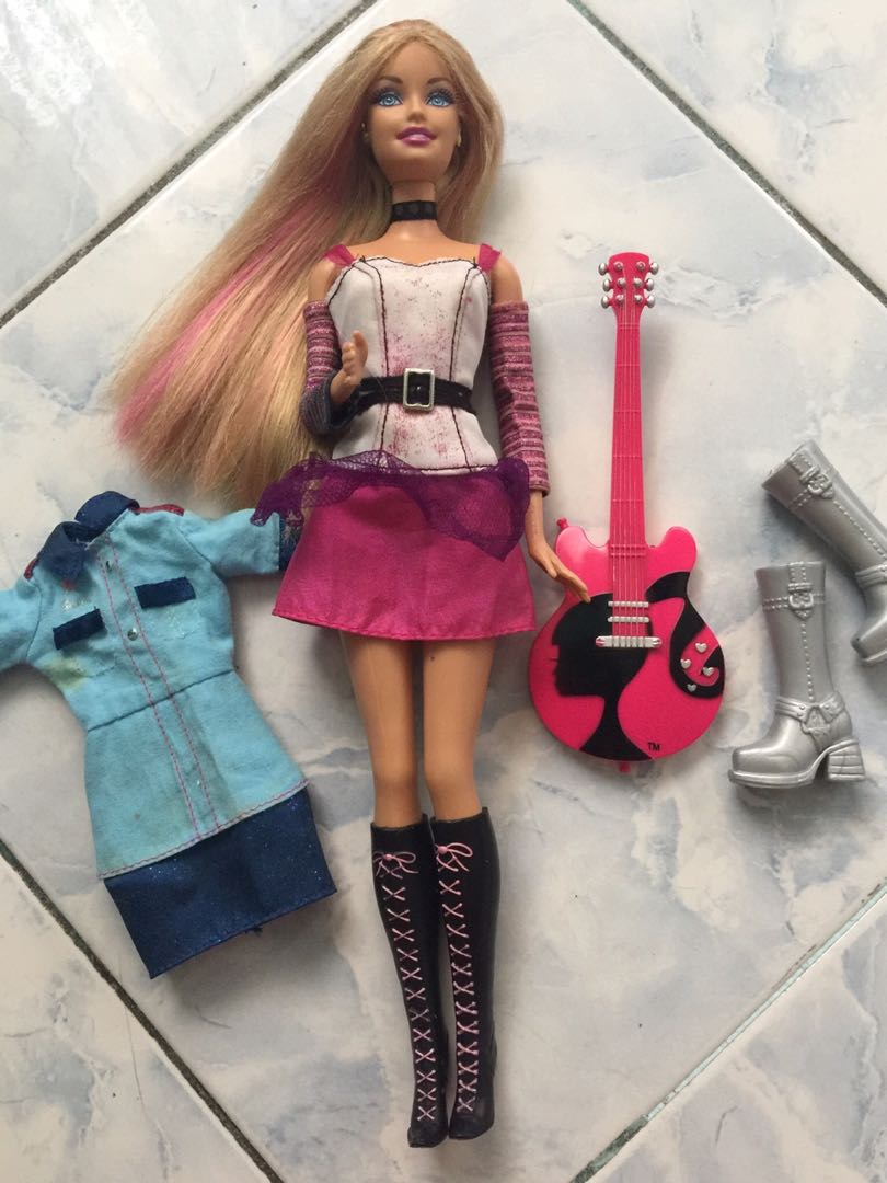 Barbie vintage rockstar with other set of clothes, Hobbies & Toys, Toys ...