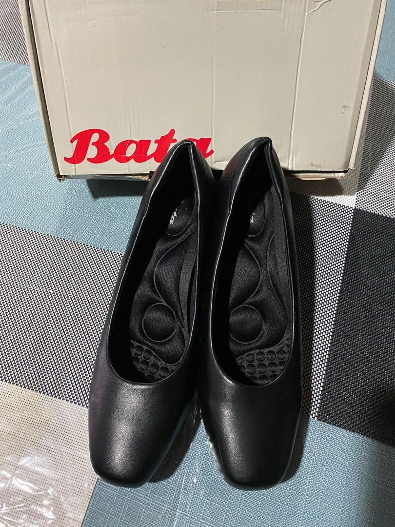 Bata Black Leather Shoes, Women's 