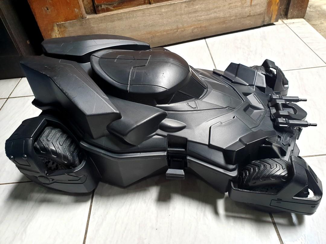 Batmobile luggage top