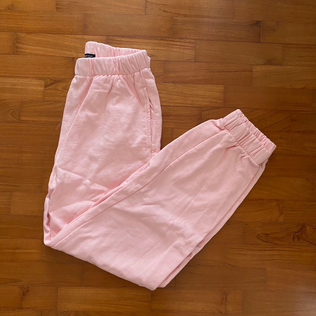 Brandy melville hotsell hot pink sweatpants