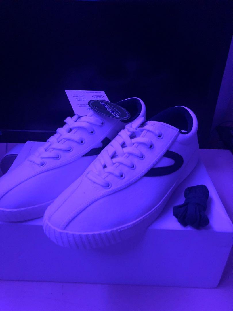 tretorn shoes trinoma