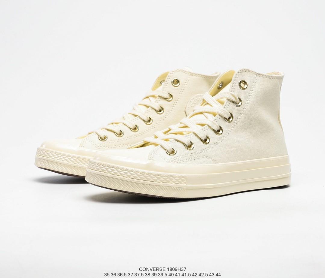 converse cream shoes