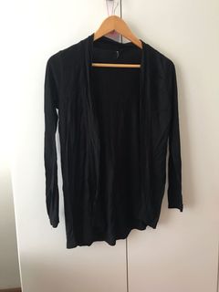 (Kategori: ) berada di . Dikirim oleh preloved.essentials (ID iklan 1027073093, Gambar 1). Deskripsi: .
