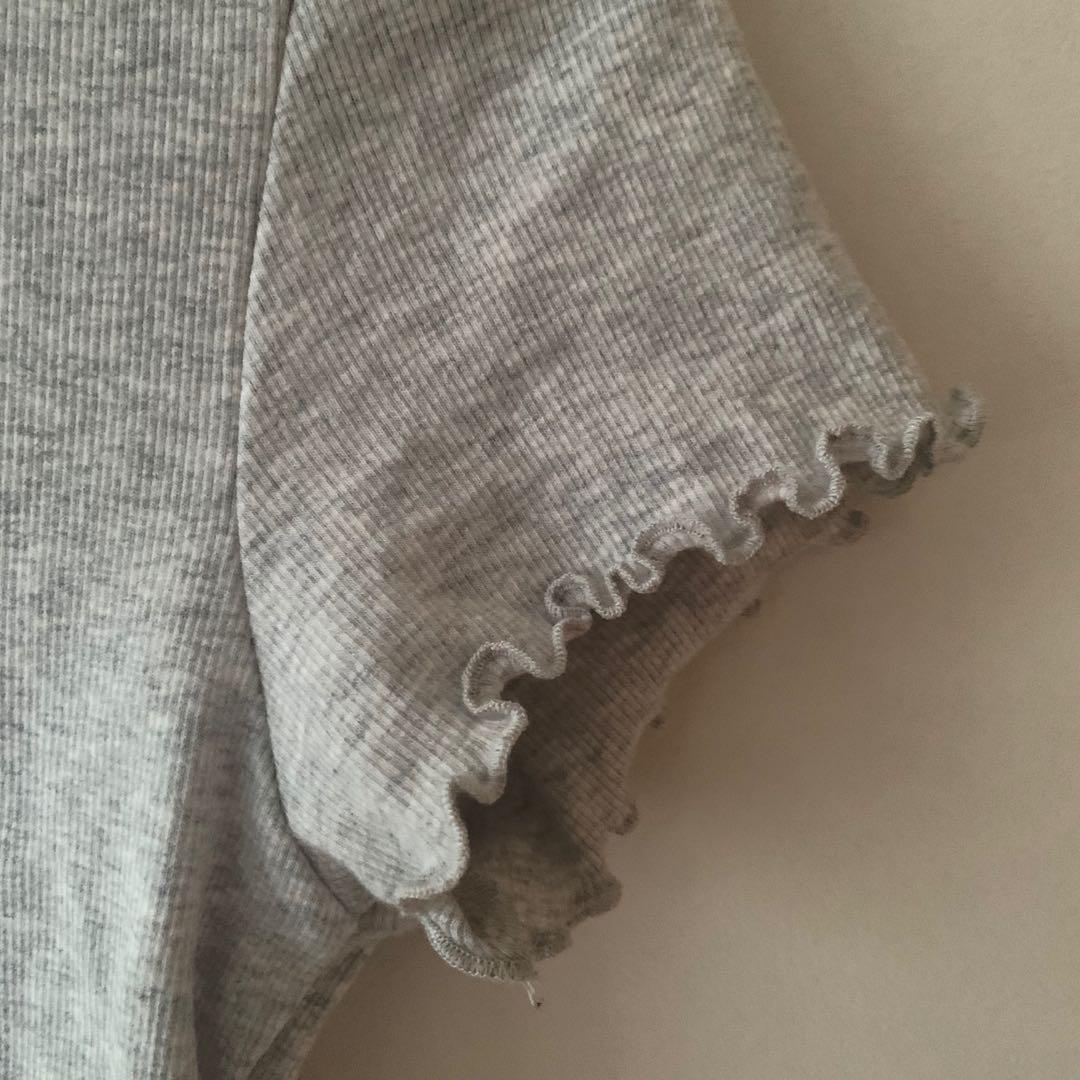 Cute basic top (light grey) (Category: Other Tops) located in Singapore. Submitted by shanny.l (Listing ID 1027084187, Image 2). Description: In good condition! PM for measurements :).