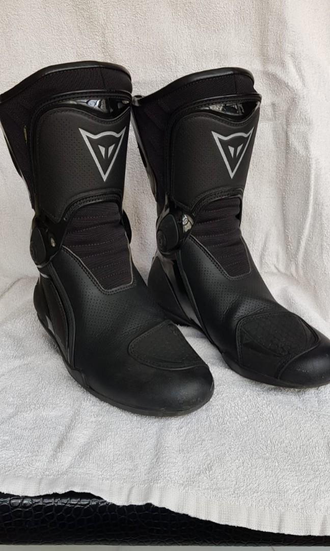 Dainese deals short boots