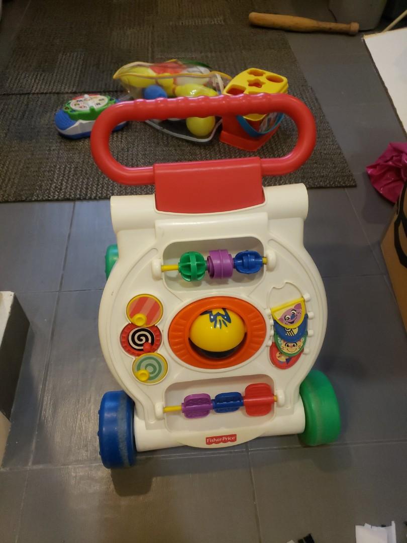 harga baby walker fisher price