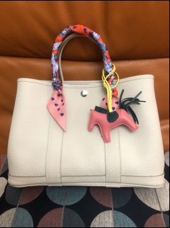 （分類：）位於 。 由 miumiu0119 提交（商品編號 279417992，圖片 1）。簡介： 。