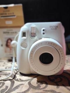 INSTAX MINI 8 FOR SALE! With box, battery and 10s films. No scratches! No issue!!
