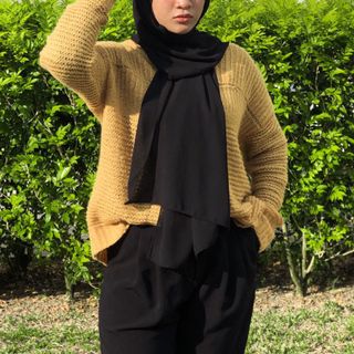 (Category: ) located in . Submitted by izahher (Listing ID 1025662409, Image 1). Description: .