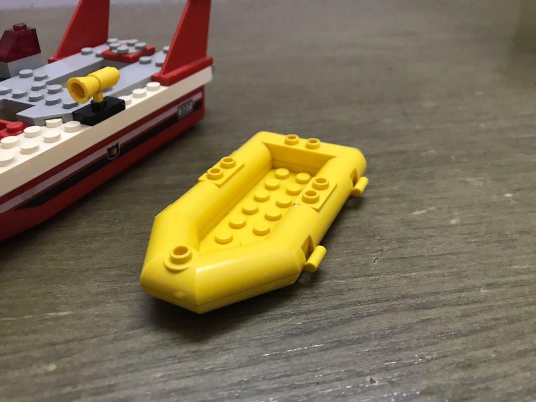 Lego city lifeboat hot sale
