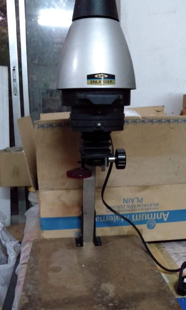 LPL DARKROOM PHOTOGRAPHY ENLARGER, Photography, Photography Accessories