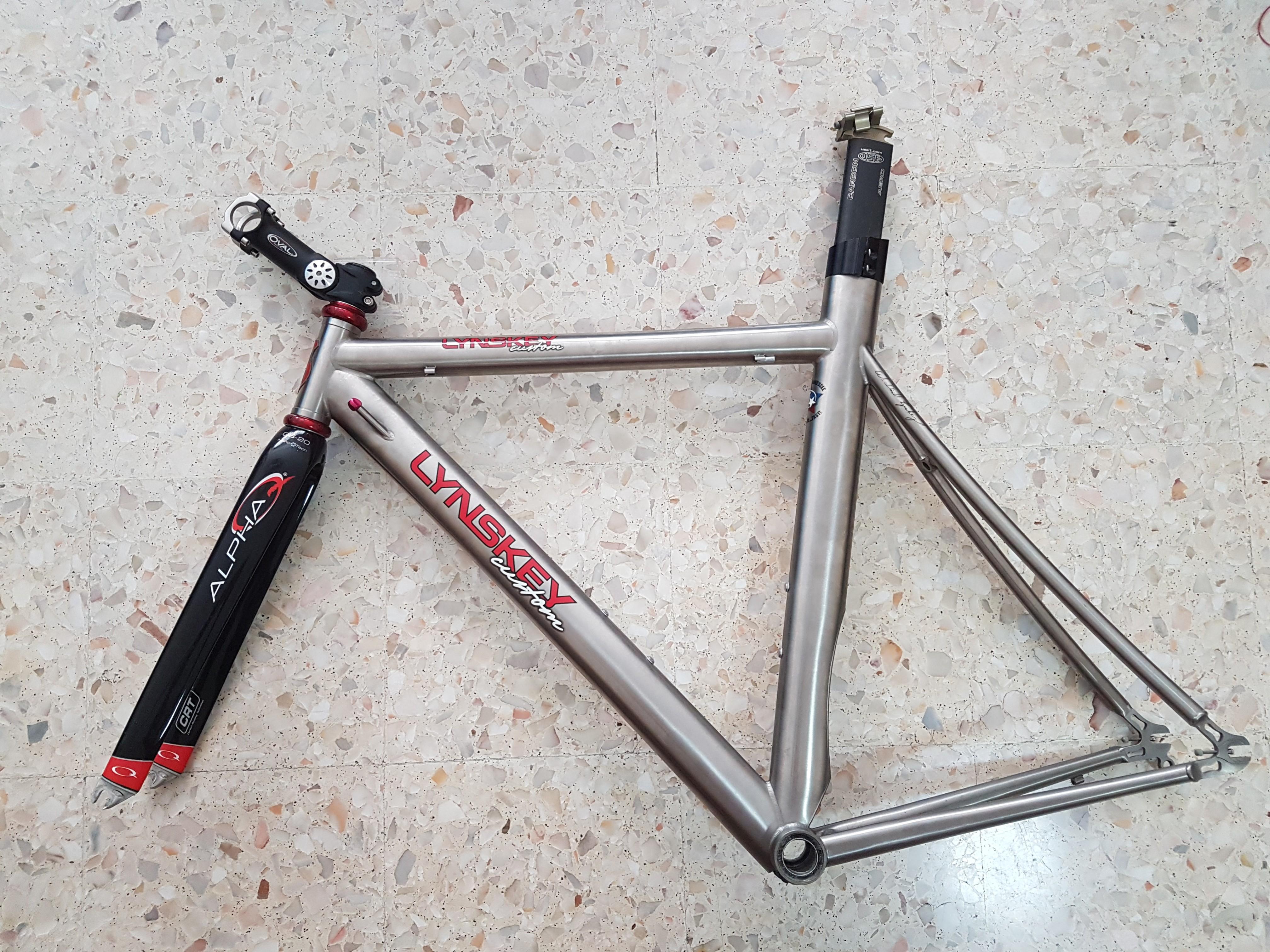 Lynskey Triathlon TT titanium 700c frameset