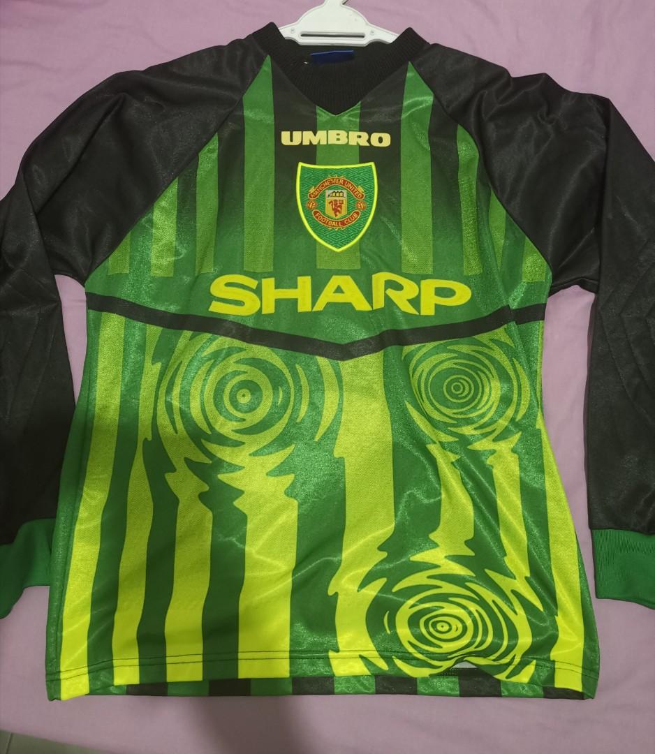 Man Utd Retro Goalkeeper Jersey Sports Athletic Sports Clothing On Carousell