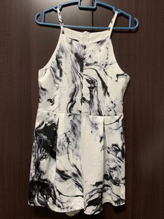 (Category: ) located in . Submitted by shopdaisy (Listing ID 1027201446, Image 1). Description: .