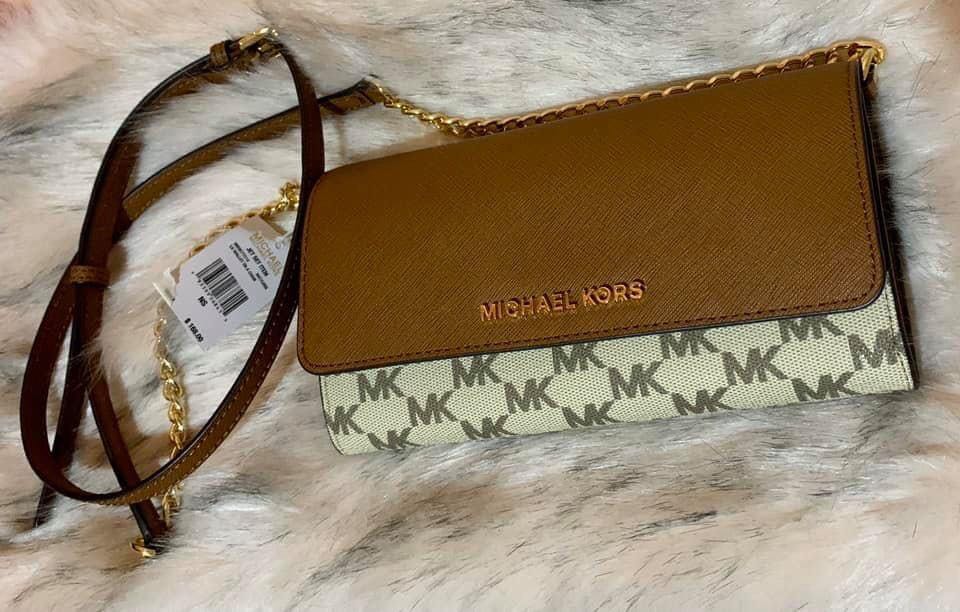 Michael Kors sling wallet from USA 🇺🇸, Women's Fashion, Bags