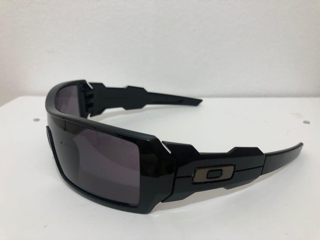 Oakley Oil Rig Sunglasses - Polarized - Black, Men's Fashion, Watches &  Accessories, Sunglasses & Eyewear on Carousell