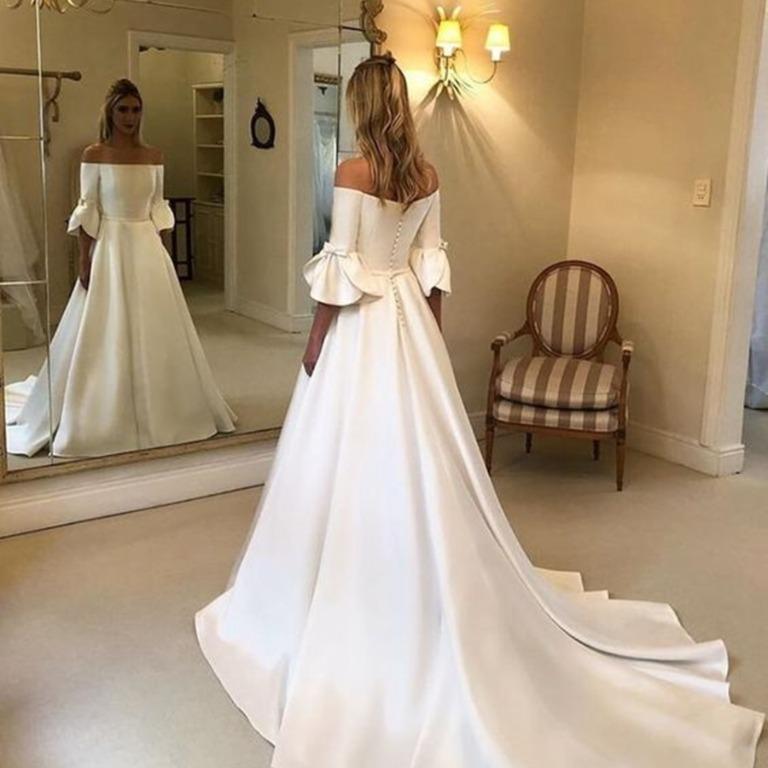 White satin off clearance the shoulder wedding dress