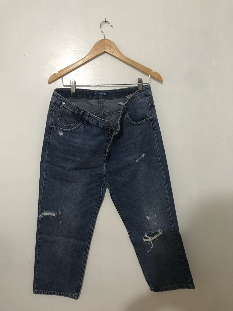 distressed pull on jeans