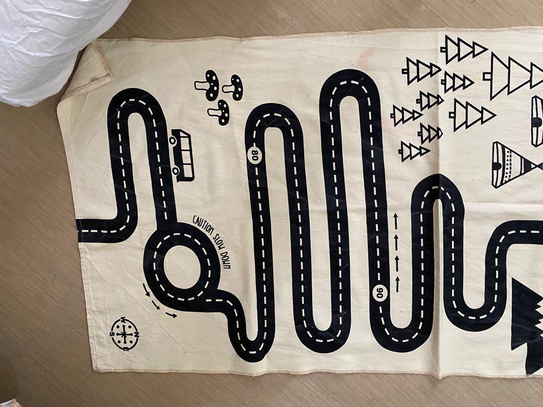Road map canvas carpet for kids, used (Category: Other Kids Furniture) located in Taguig. Submitted by desperatehouseware (Listing ID 1026997672, Image 3). Description: originally purchased at 1,800 flaws as pictured washable canvas cloth 120 x 50 cm .