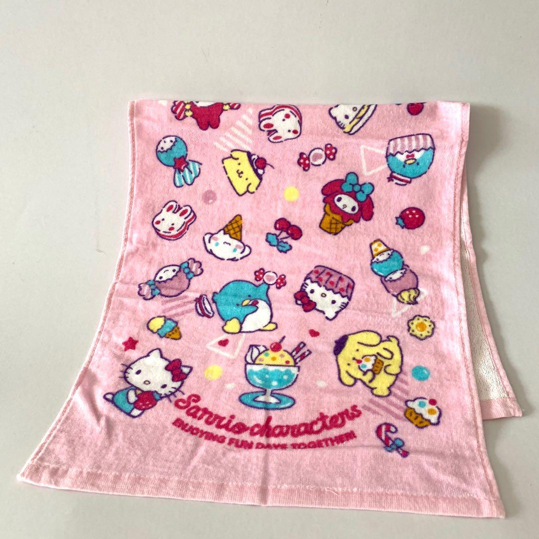 Sanrio towel top
