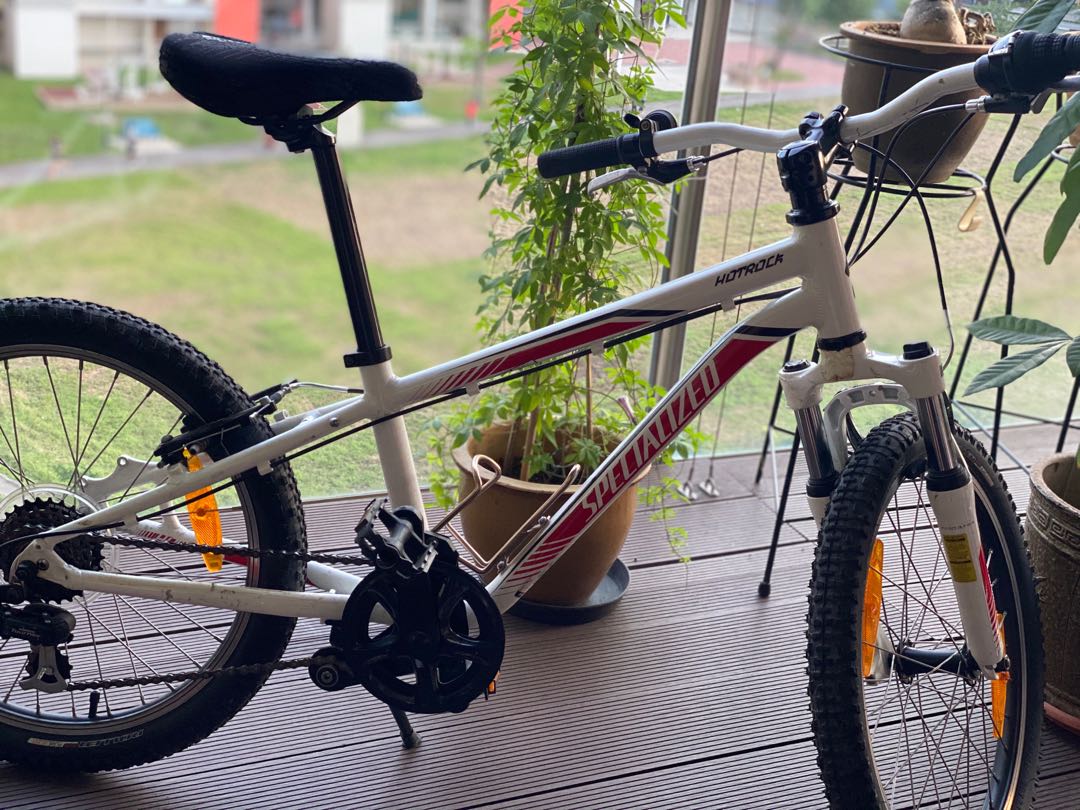 speed Hotrock 20” kids mountain bike 