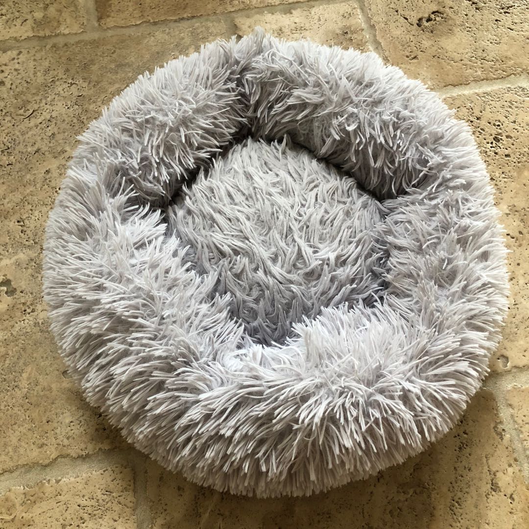 Super Soft Dog/Pet Bed (Small) - 2 Available!